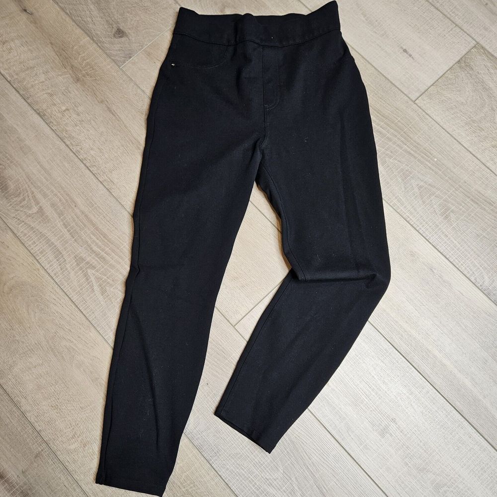 Spanx Women's Pull On Pants Black Size Medium Stretch ‎ Shapewear